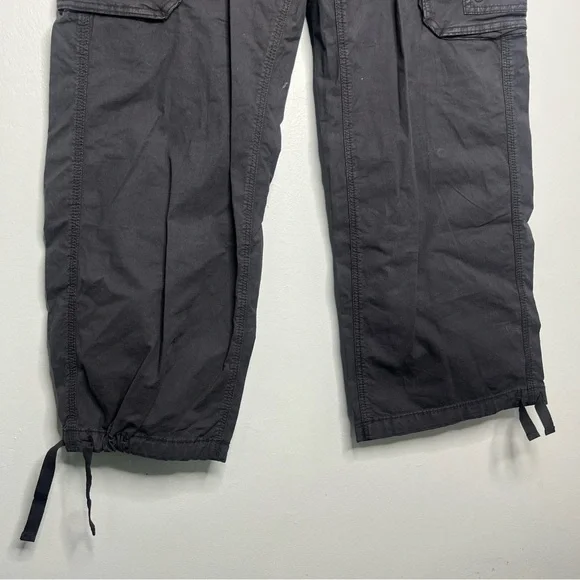 American Eagle Black Stretch Baggy Jogger High Rise Cargo Utility Pants NWT P - Picture 5 of 8